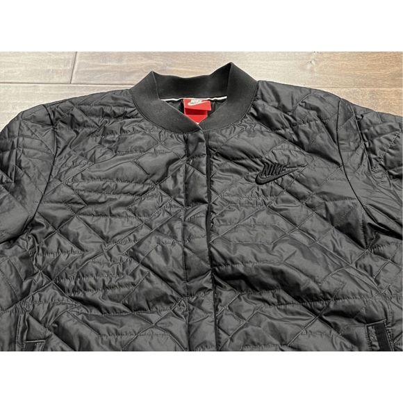 NEW Womens Medium NIKE Sportswear Quilted Primaloft Jacket Coat Black 854747-010 - Picture 5 of 12